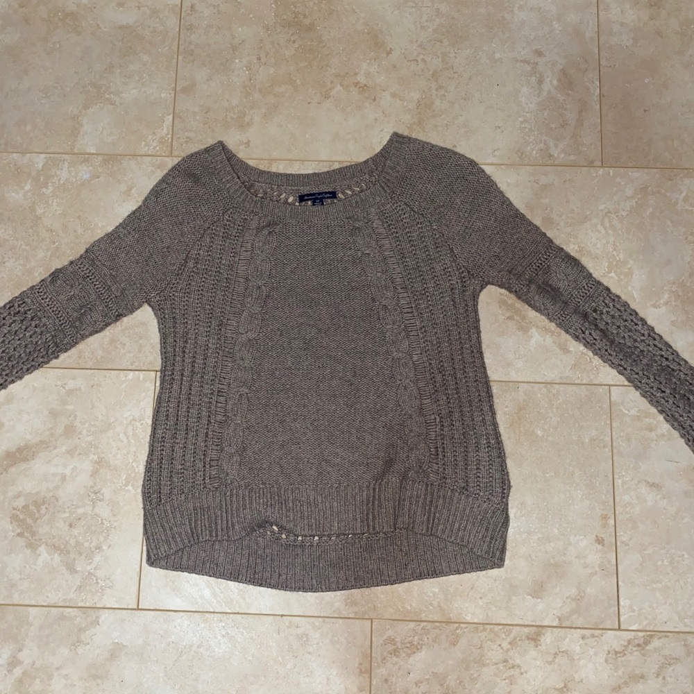 American Eagle Sweater